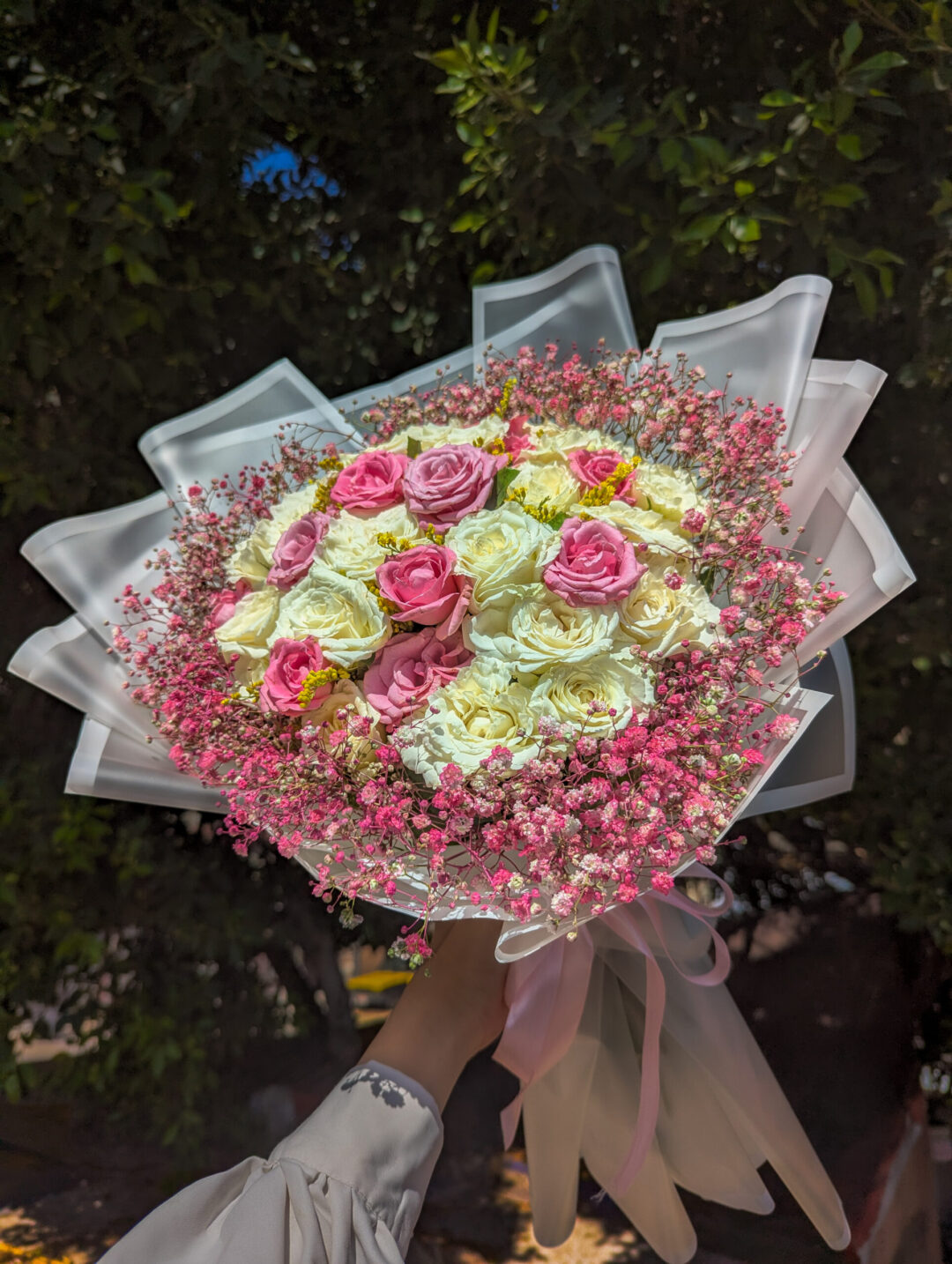Blushing Elegance Rose Bouquet