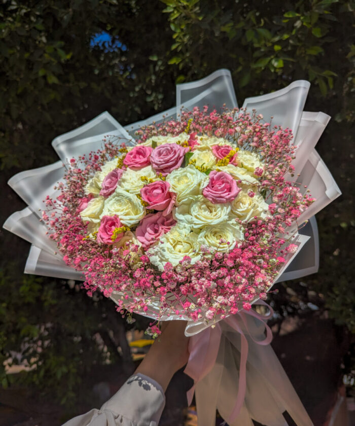 Blushing Elegance Rose Bouquet
