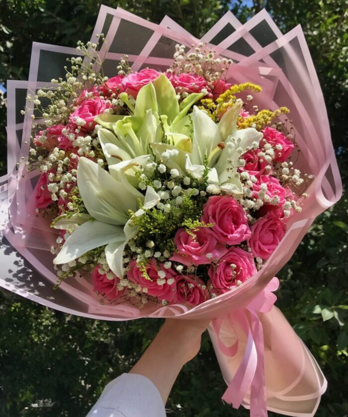 Elegant Lily Rose Celebration