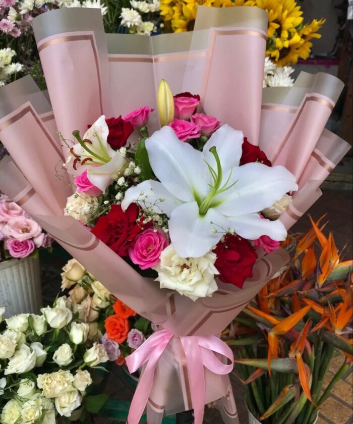 Lily Romance Mixed Bouquet