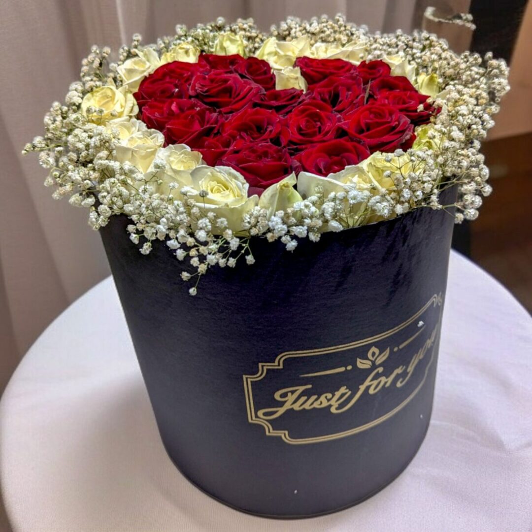 Heart of Love Rose Box