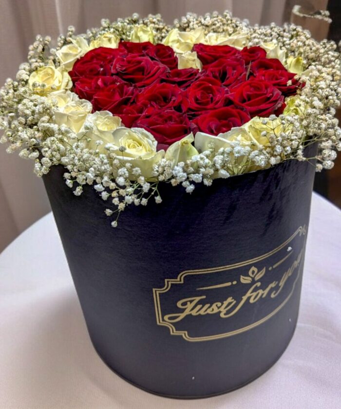 Heart of Love Rose Box